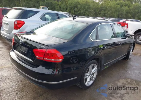 2015 Volkswagen Passat 2.0L Tdi Sel Premium из США, поврежденный, VIN 1VWCV7A39FC035818